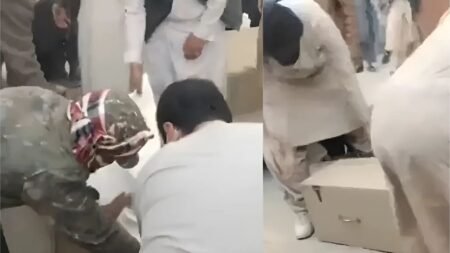 Baloch Protesters Take Away Bodies from Hospital as Pakistan Police Fail to Stop Them pakistan baloch conflict
