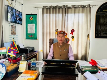 Kunchok Migmar Re-elected as Tibetan Settlement Officer of Dharamshala with 95% Votes Kunchok Migmar Re-elected as Tibetan Settlement Officer