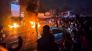It’s a War Zone Nearly 500 Dead in Iran Crackdown as Trump Weighs Military Strikes