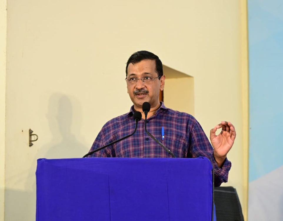 Kejriwal & Sisodia Cleared in Delhi Liquor Case Kejriwal & Sisodia Cleared in Delhi Liquor Case