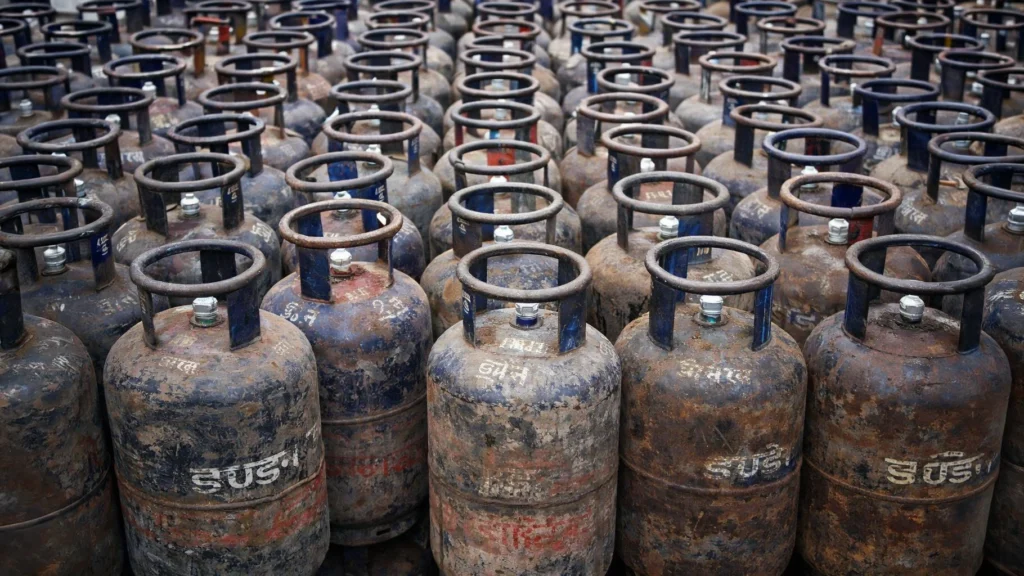 LPG Supply Disruption Halts Commercial Cylinder Refilling Across Himachal Pradesh Commercial LPG cylinders stacked at a gas agency during supply shortage